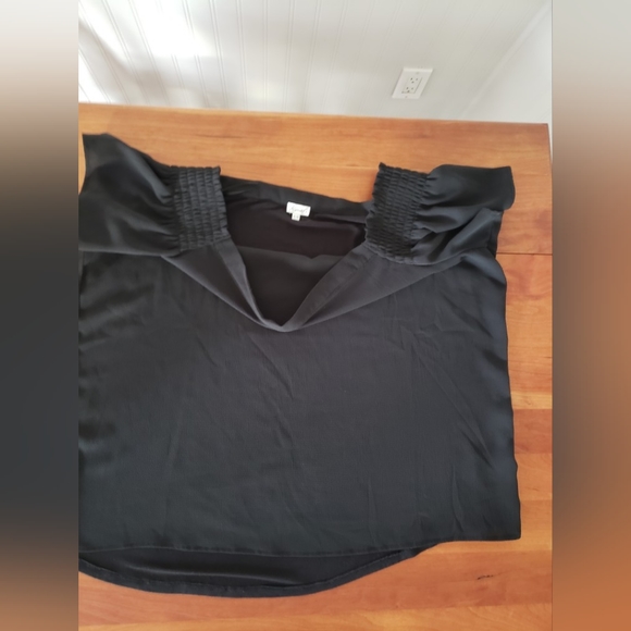 Kismet Black, off the shoulder, blouse size XL - Picture 3 of 10